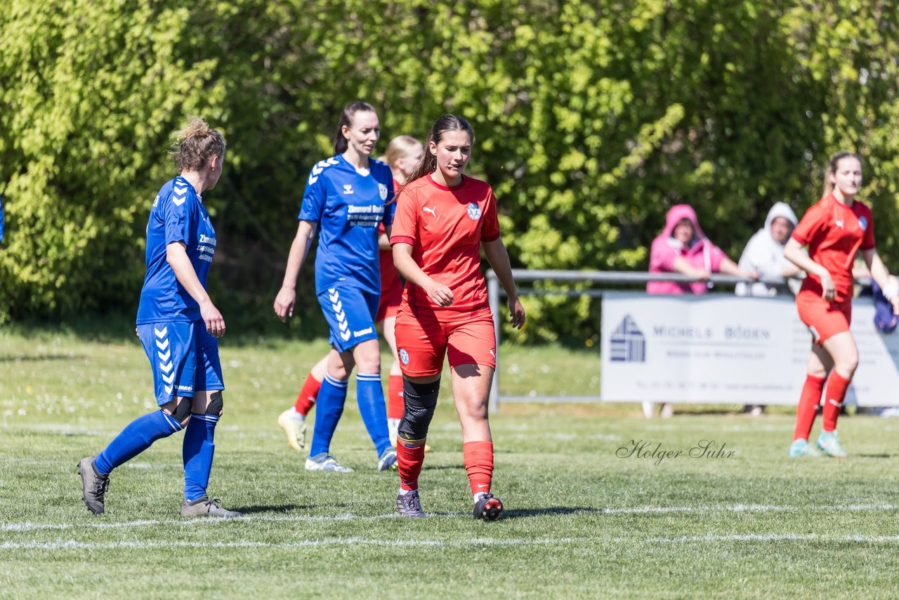 Bild 334 - F TSV Zarpen - Holstein Kiel II : Ergebnis: 2:6